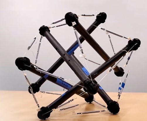 Mobile Tensegrity Robot